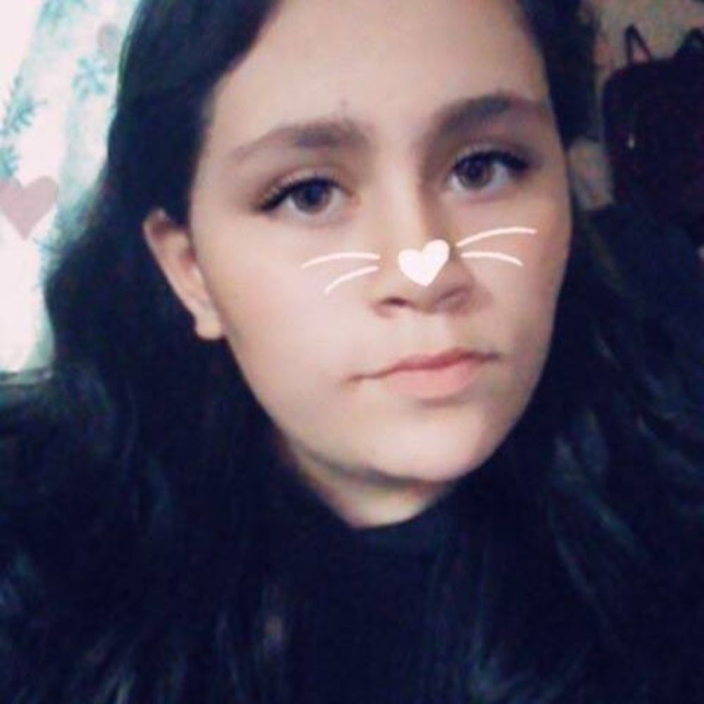 Meet your Posher, Junisa